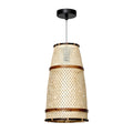 Titre technique en polonais : **Nowoczesna lampa wisząca z rattanu - minimalistyczny design**